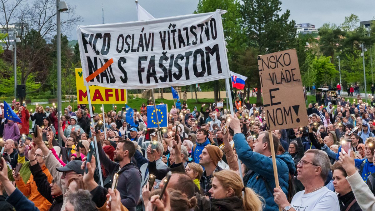 Protivládní protesty v Bratislavě (24.4.2025)