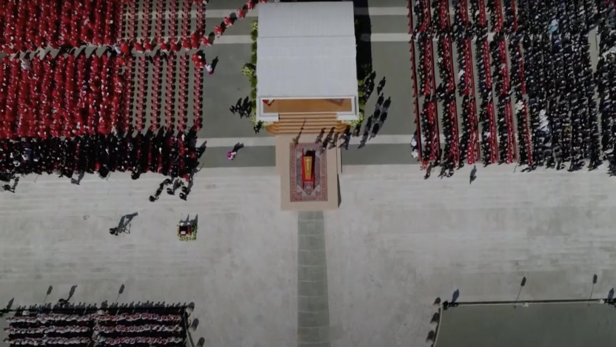 Svět se loučí s papežem Františkem. (26.4.2025)