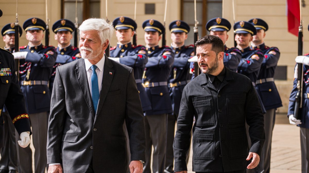 Volodymyr Zelenskyj a Olena Zelenská se na Pražském hradě sešli s Petrem Pavlem a Evou Pavlovou