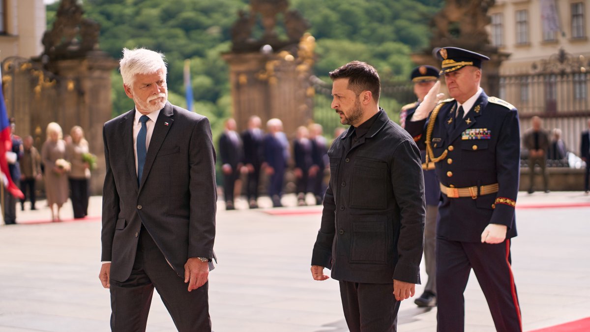 Volodymyr Zelenskyj a Olena Zelenská se na Pražském hradě sešli s Petrem Pavlem a Evou Pavlovou