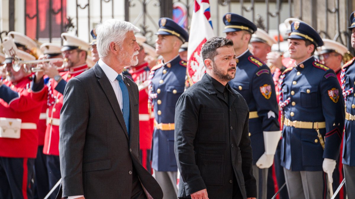 Volodymyr Zelenskyj a Olena Zelenská se na Pražském hradě sešli s Petrem Pavlem a Evou Pavlovou