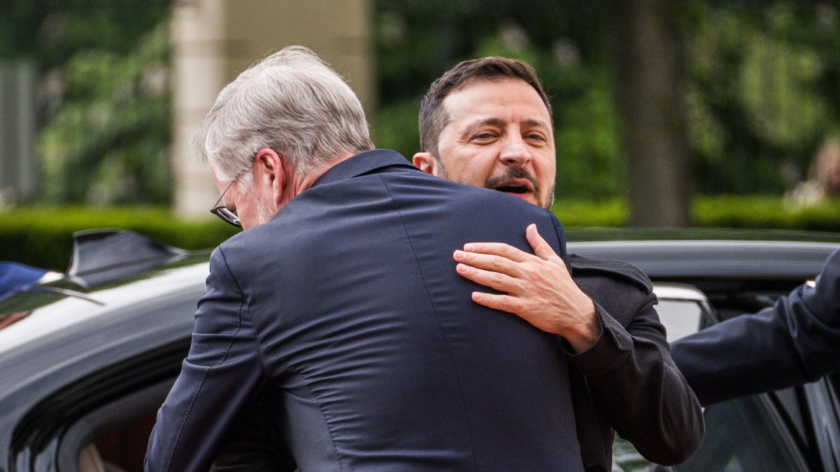 Volodymyr Zelenskyj s premiérem Petrem Fialou