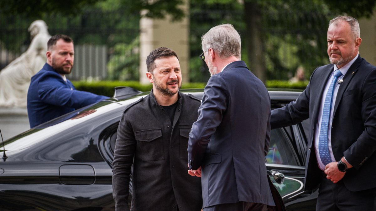 Volodymyr Zelenskyj s premiérem Petrem Fialou