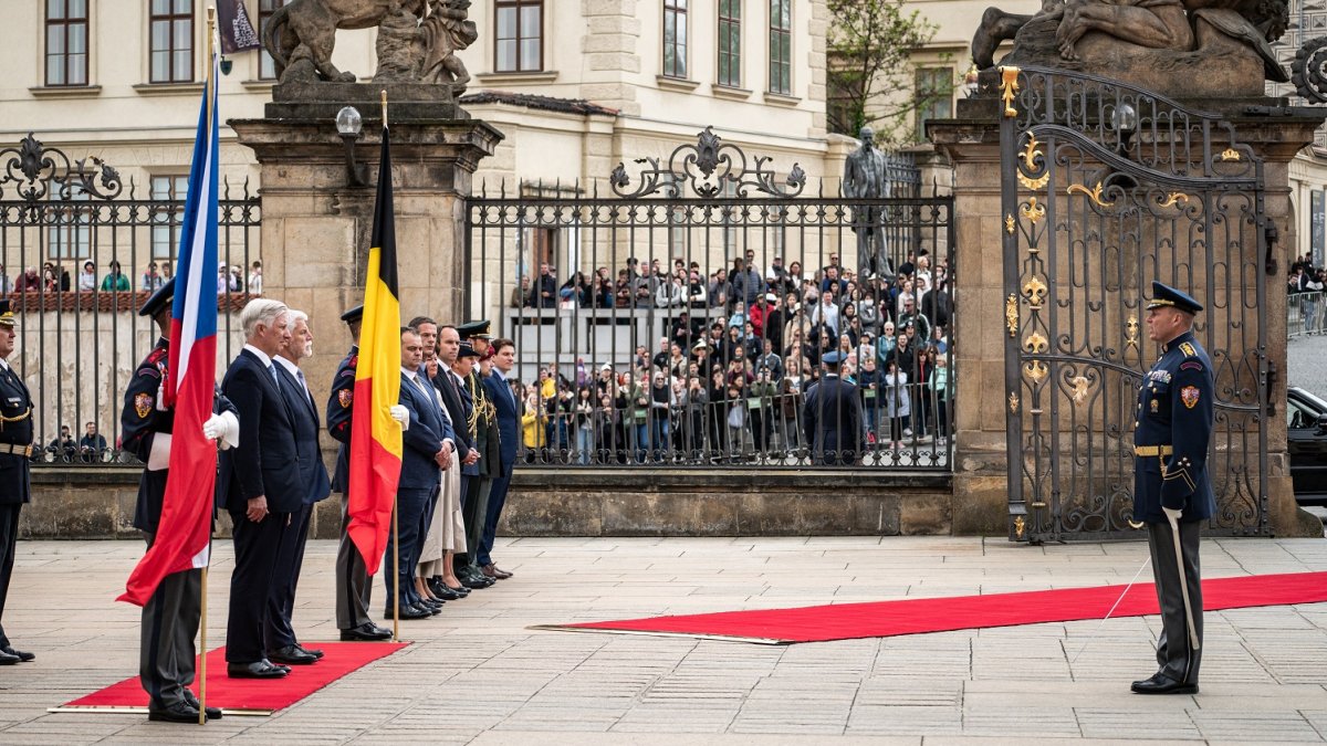 Belgický král Filip navštívil Česko, sešel se s prezidentem Petrem Pavlem.