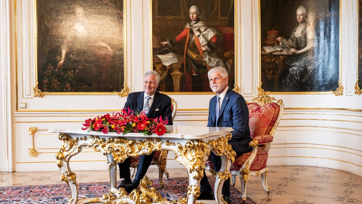 Belgický král Filip navštívil Česko, sešel se s prezidentem Petrem Pavlem.