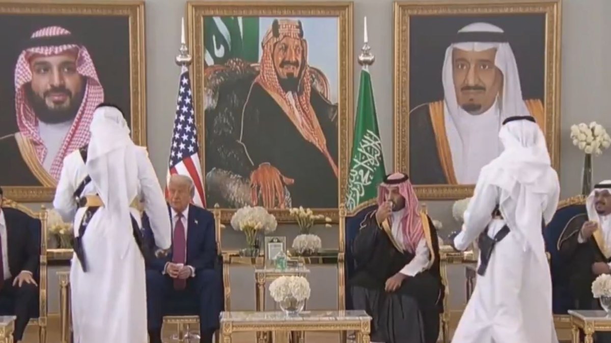 Donald Trump dnes dopoledne dorazil do Rijádu