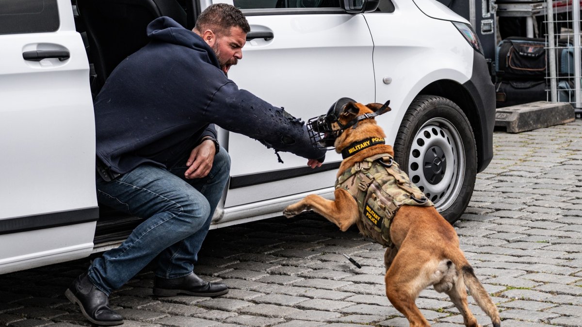 Armáda představila na pražské náplavce svoji techniku 