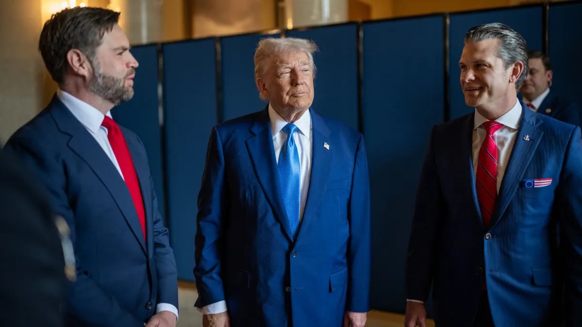 Prezident Trump, J. D. Vance a Pete Hegseth
