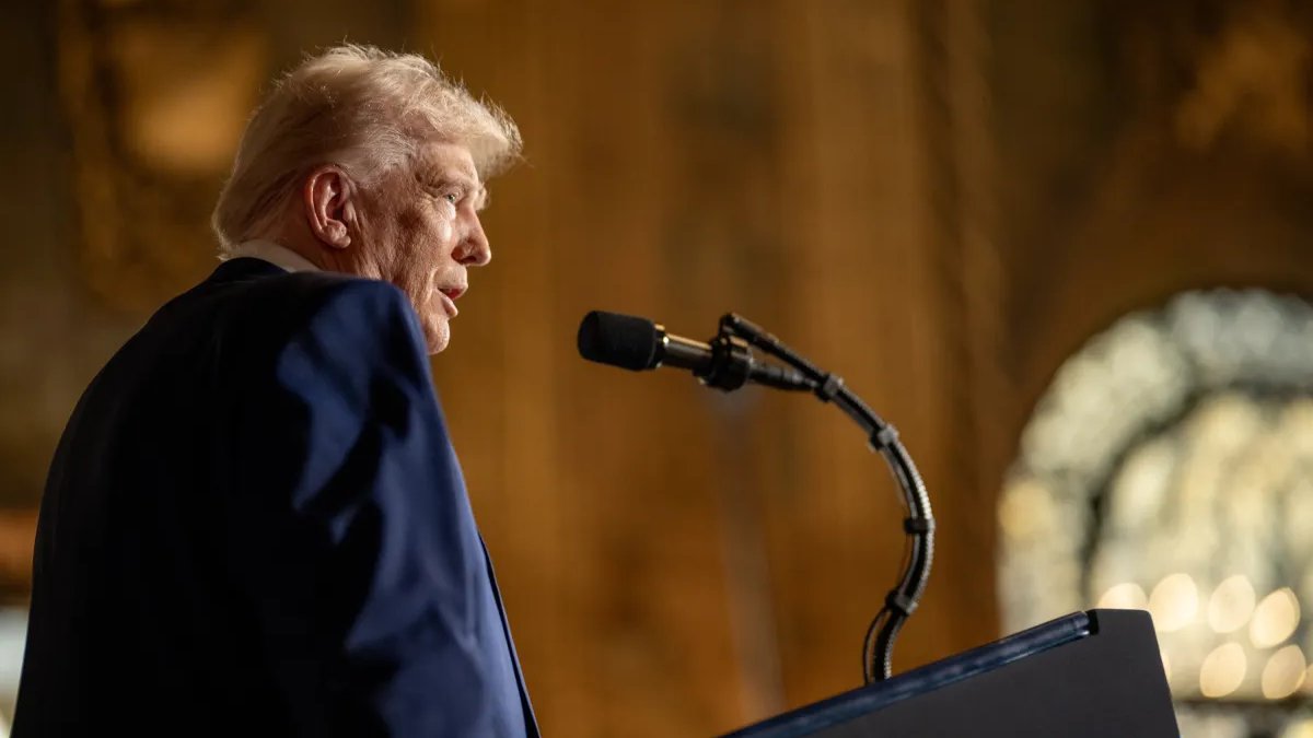 Prezident Trump v Mar-a-Lago.