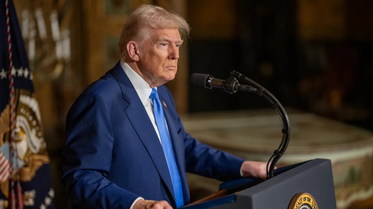 Prezident Trump v Mar-a-Lago.