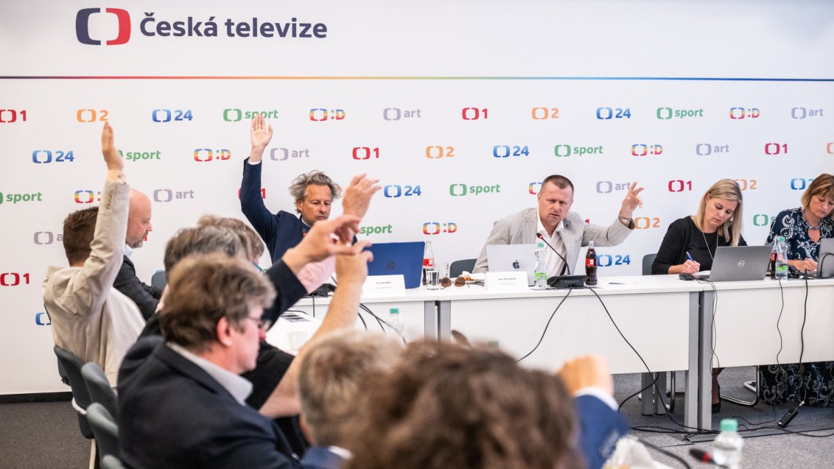 Rada ČT podruhé volí nového generálního ředitele televize. (25.6.2025)