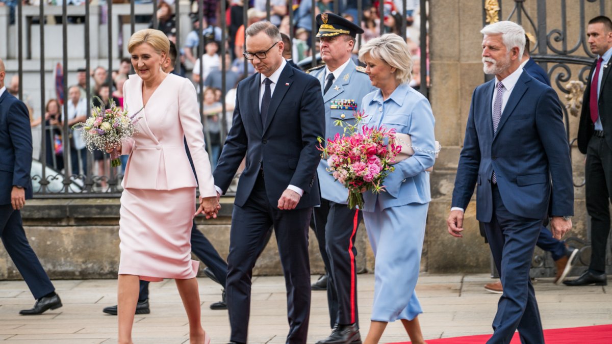 Do Prahy přijel končící polský prezident Andrzej Duda. (7.7.2025)