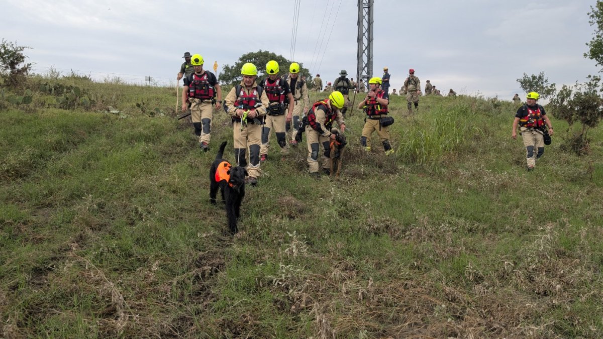 Čeští hasiči zasahují v oblasti zasažené katastrofálními povodněmi v Texasu