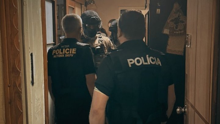 Policisté z ČR, SR a Ukrajiny zadrželi podezřelého Ukrajince. 