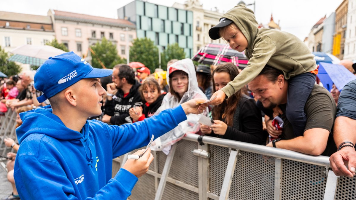 Oficiální autogramiáda jezdců MotoGP v centru Brna (17.7.2025)