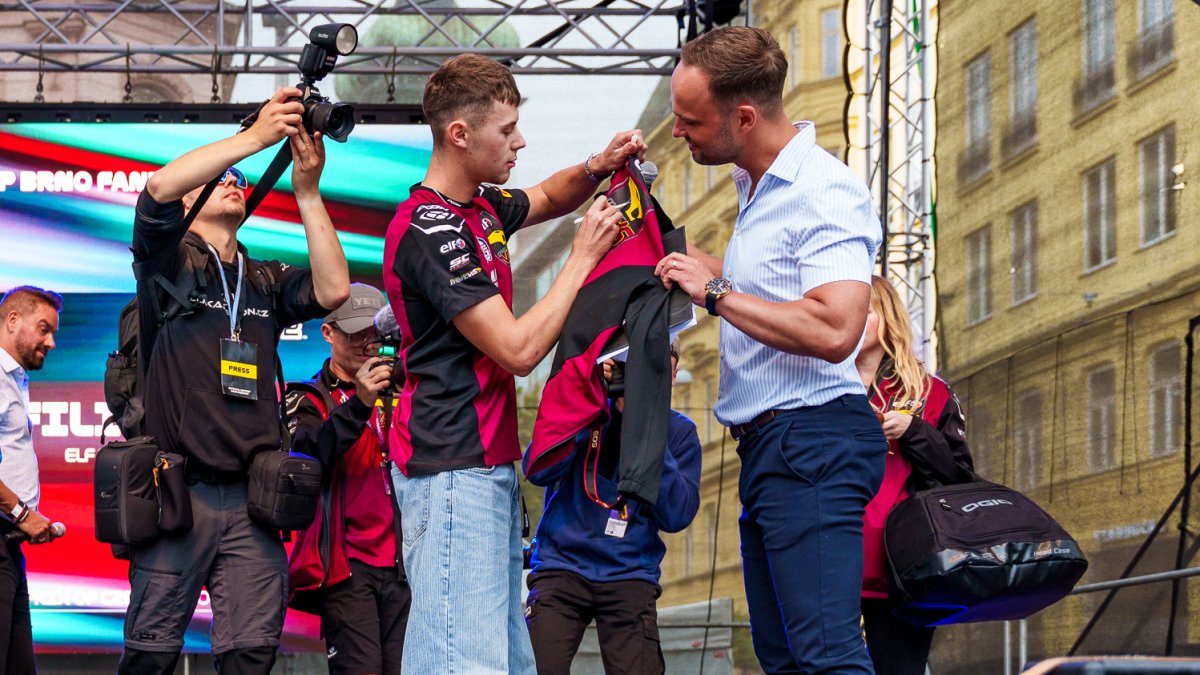 Oficiální autogramiáda jezdců MotoGP v centru Brna (17.7.2025)