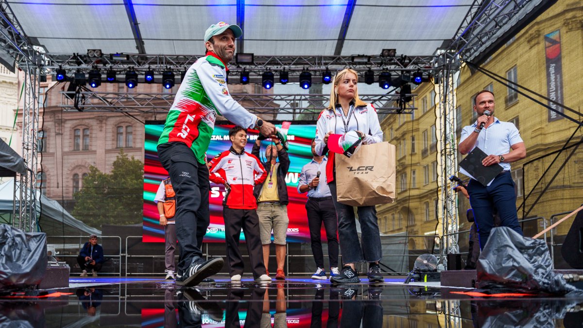 Oficiální autogramiáda jezdců MotoGP v centru Brna (17.7.2025)