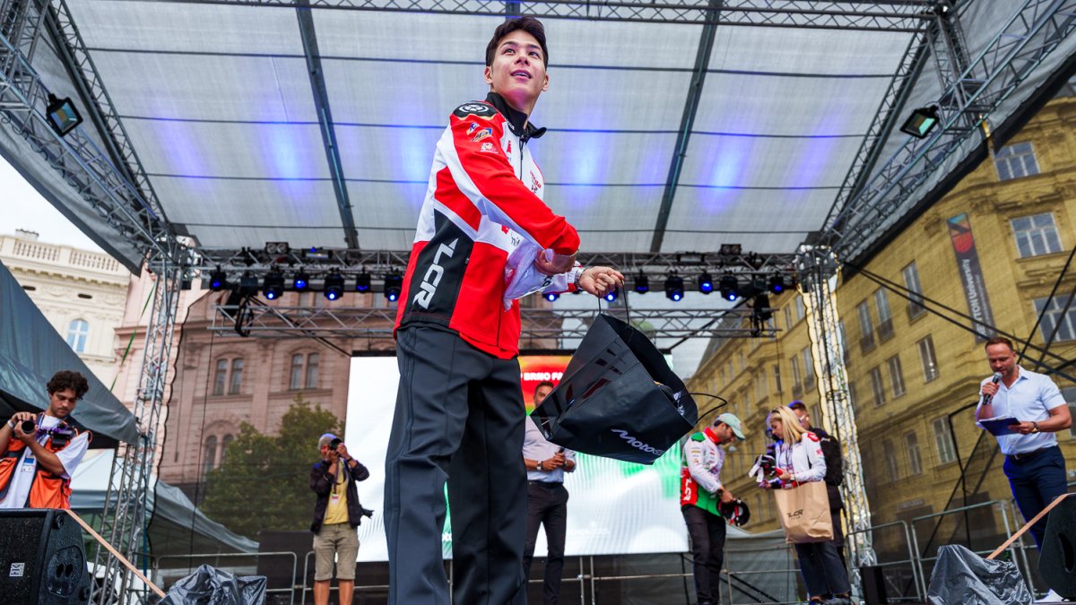 Oficiální autogramiáda jezdců MotoGP v centru Brna (17.7.2025)