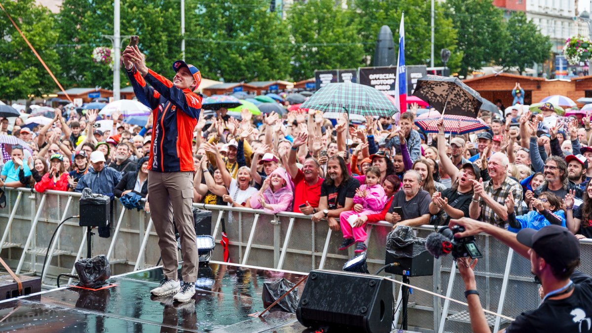 Oficiální autogramiáda jezdců MotoGP v centru Brna (17.7.2025)