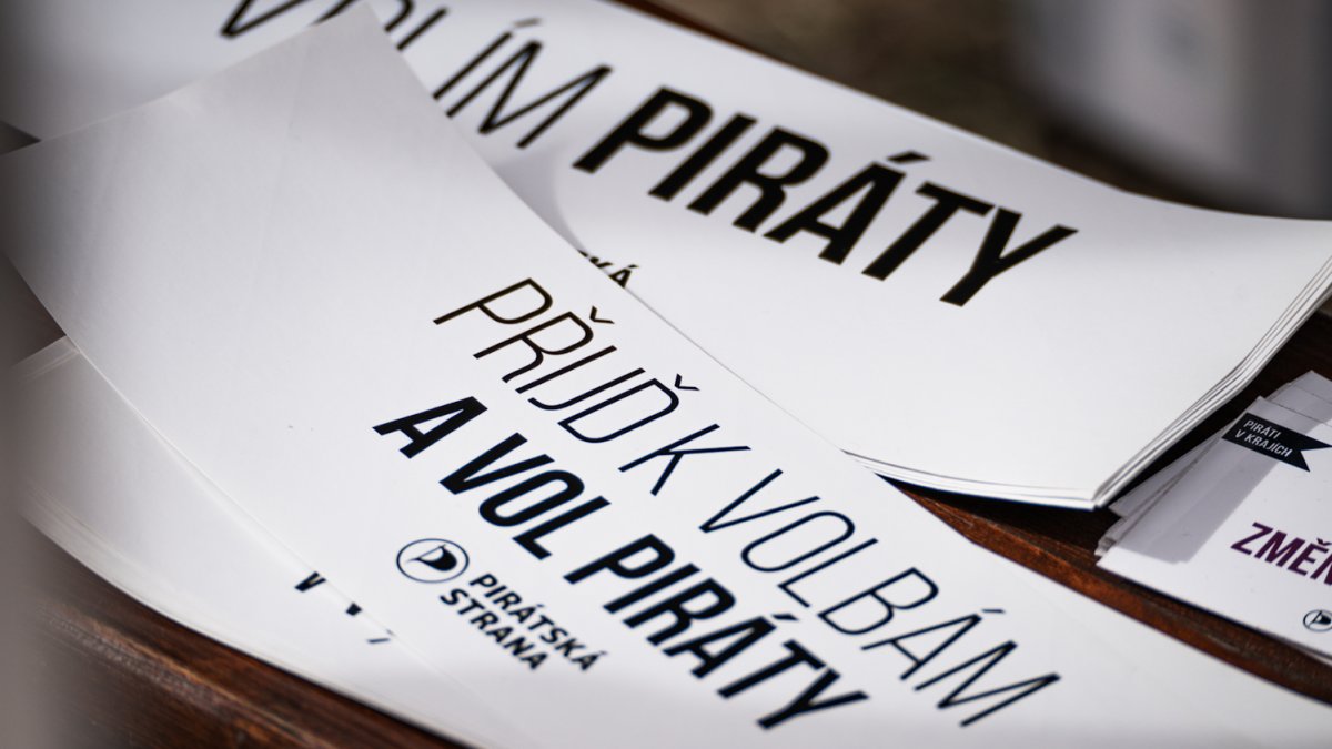 Piráti zahájili horkou fázi kampaně
