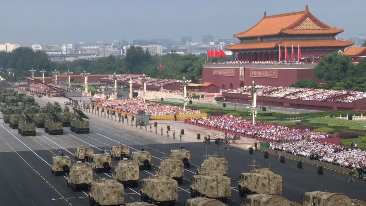 Vojenská přehlídka čínské armády
