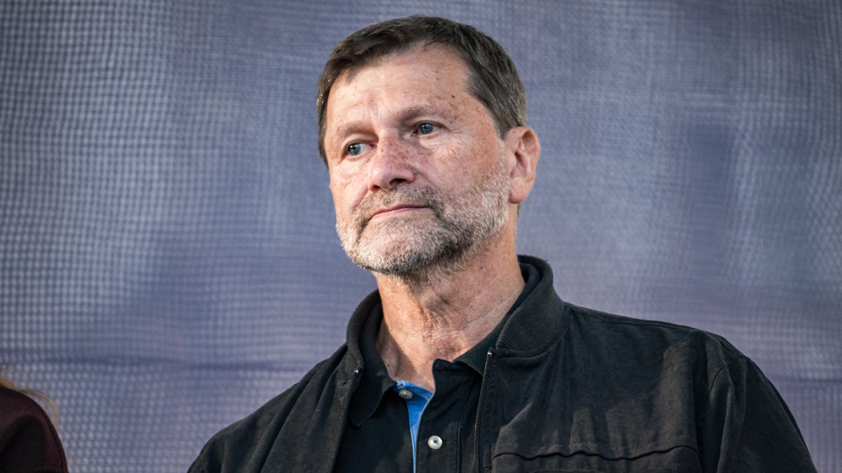 Na Staroměstském náměstí proběhla demonstrace Zabraňme vládě extremistů. (28.9.2025)