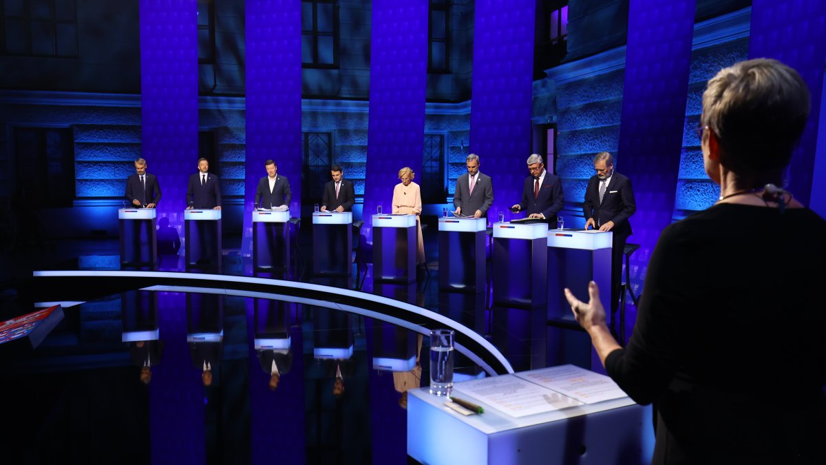 Politici se střetli v Superdebatě ČT před sněmovními volbami. (28.9.2025)