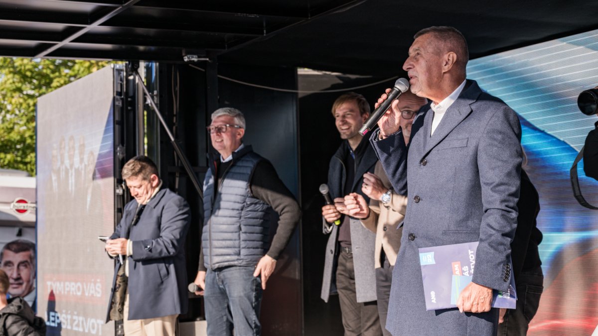 Hnutí ANO pokračovalo ve volební kampani v Praze. (30.9.2025)
