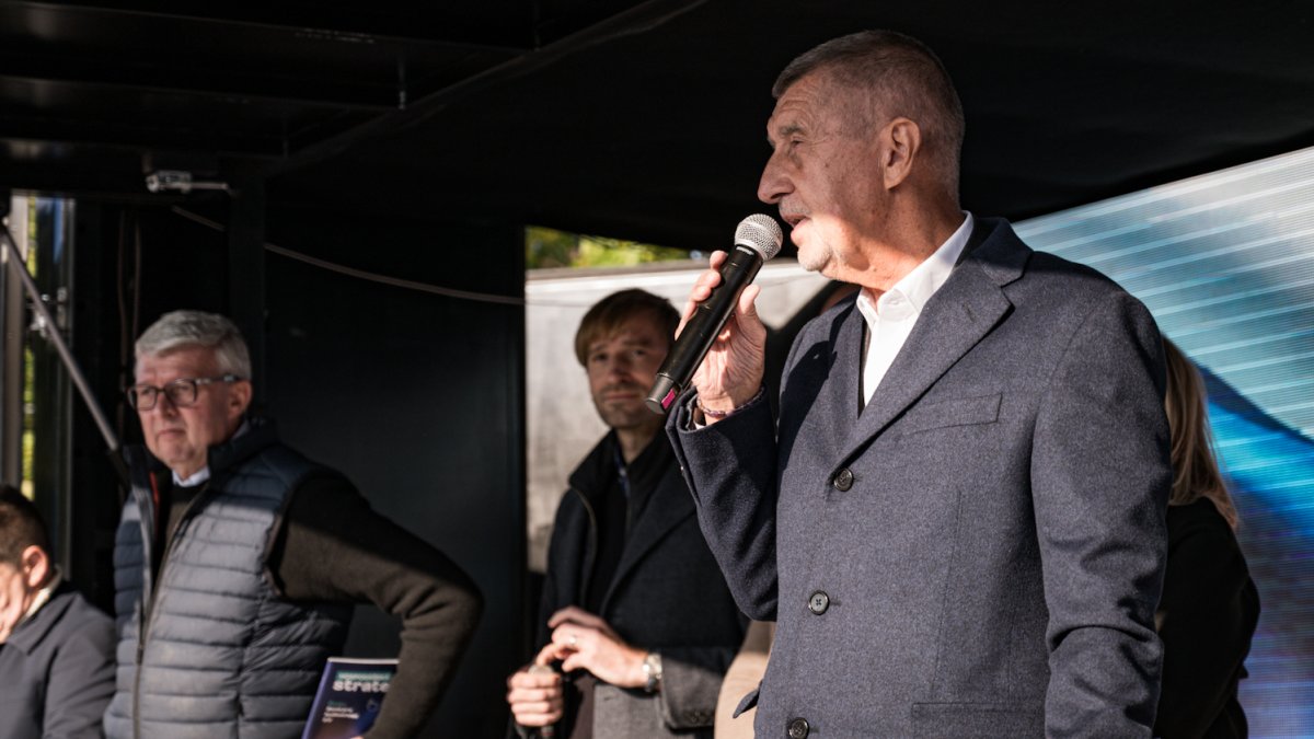 Hnutí ANO pokračovalo ve volební kampani v Praze. (30.9.2025)