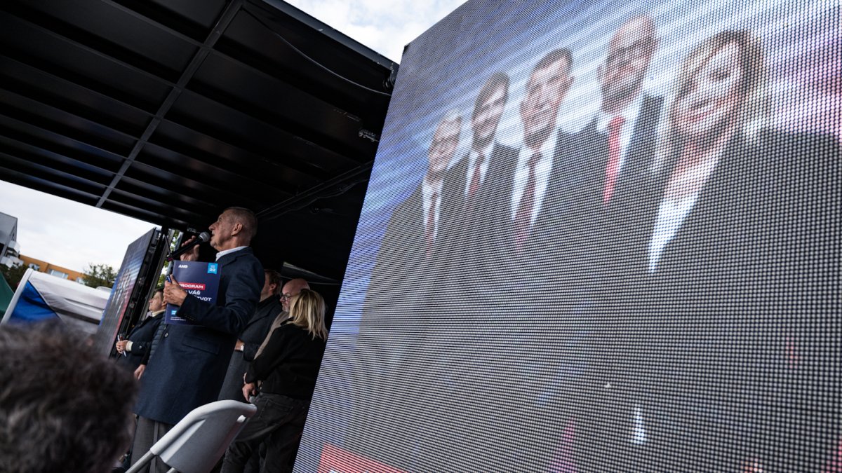 Hnutí ANO pokračovalo ve volební kampani v Praze. (30.9.2025)