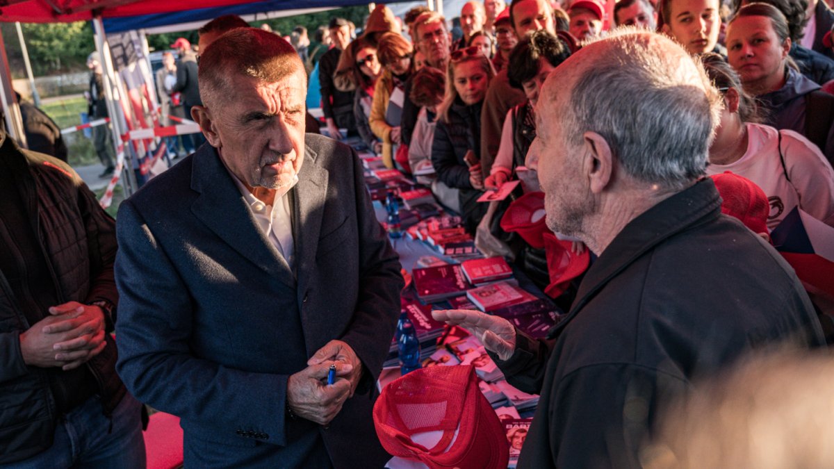 Hnutí ANO pokračovalo ve volební kampani v Praze. (30.9.2025)