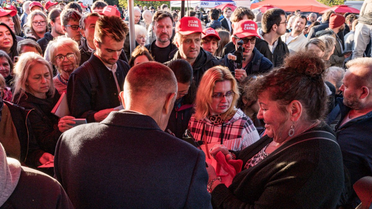 Hnutí ANO pokračovalo ve volební kampani v Praze. (30.9.2025)