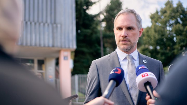 Zdeněk Hřib volí ve volbách do Poslanecké sněmovny