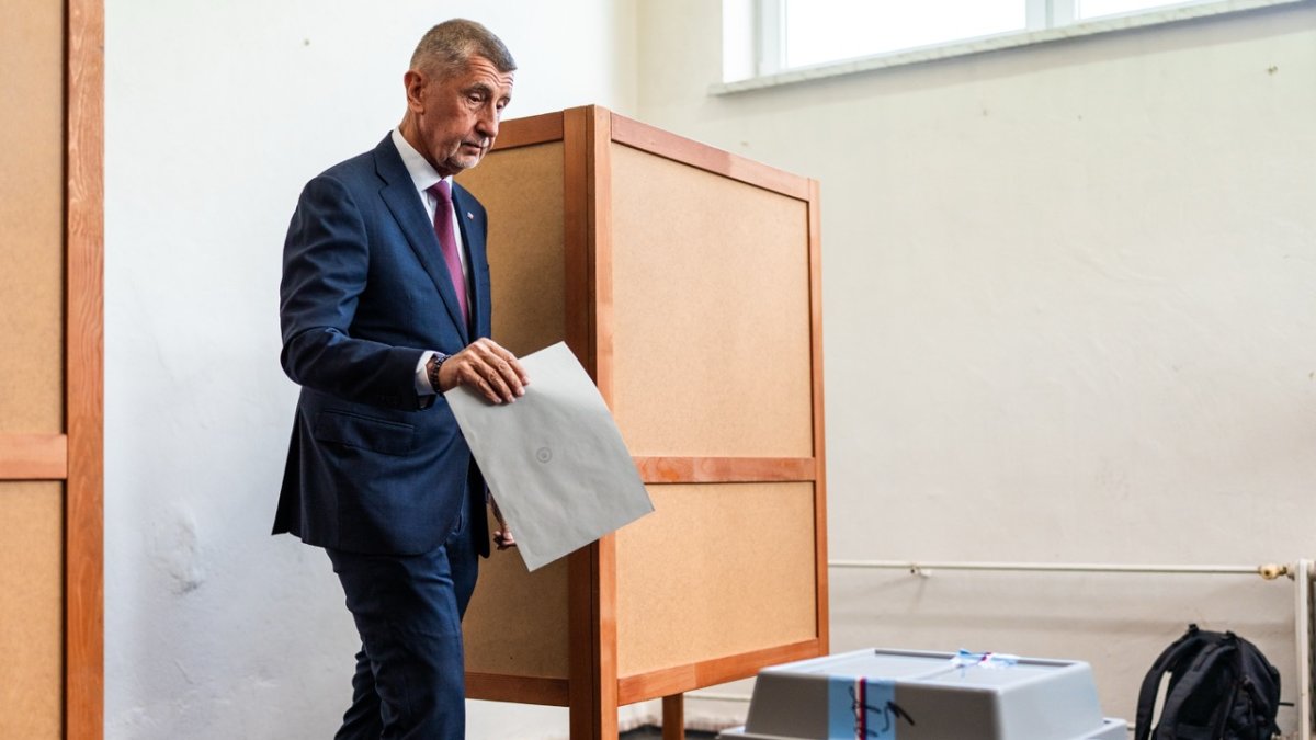 Andrej Babiš odevzdal hlas ve sněmovních volbách. (3.10.2025)