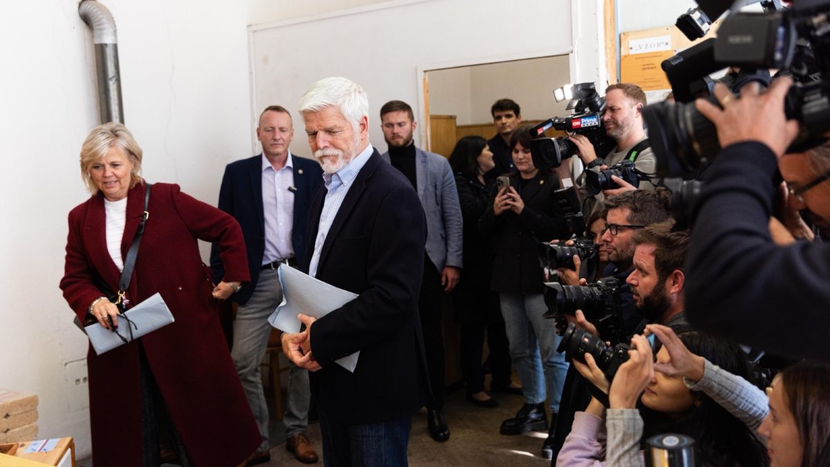 Petr Pavel a Eva Pavlová volí ve volbách do Poslanecké sněmovny