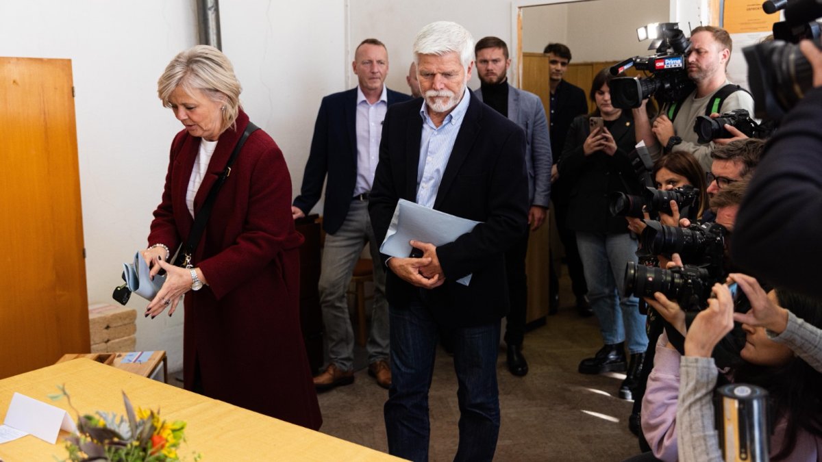 Petr Pavel a Eva Pavlová volí ve volbách do Poslanecké sněmovny