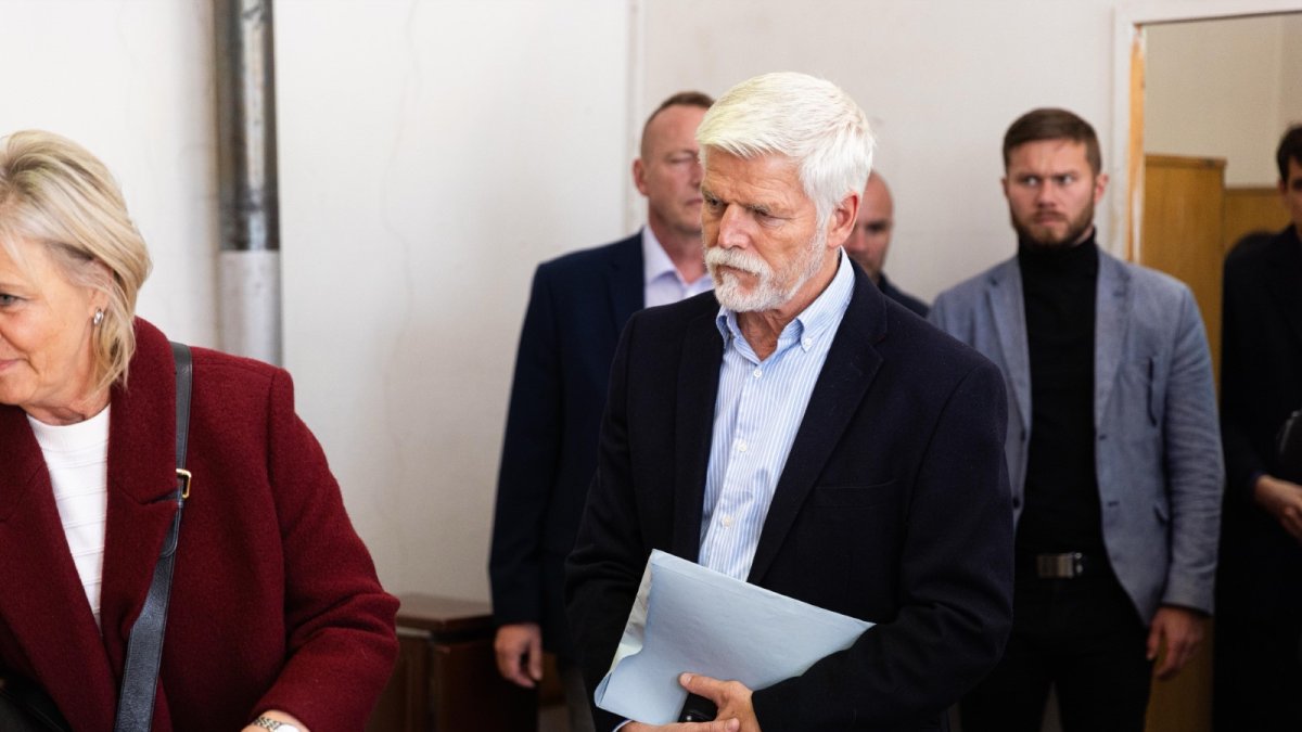 Petr Pavel a Eva Pavlová volí ve volbách do Poslanecké sněmovny