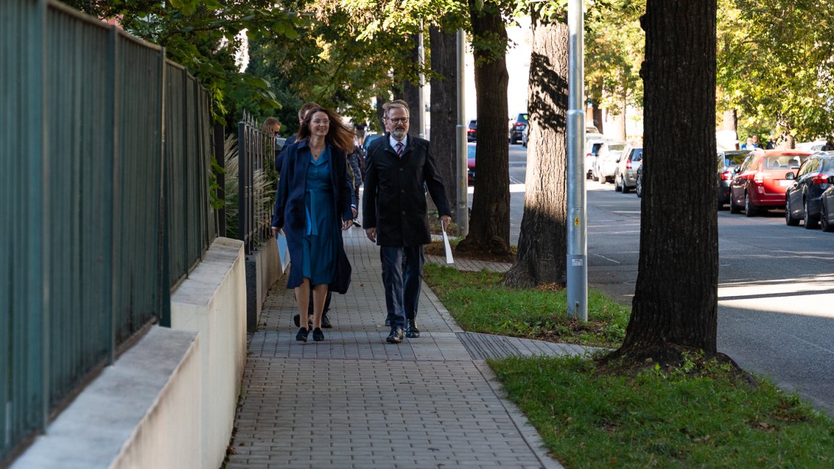 Petr Fiala v Brně odvolil ve sněmovních volbách. (3.10.2025)