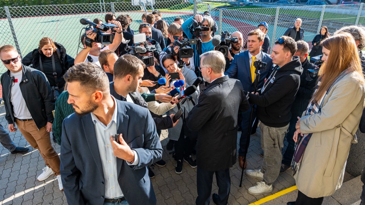 Petr Fiala v Brně odvolil ve sněmovních volbách. (3.10.2025)