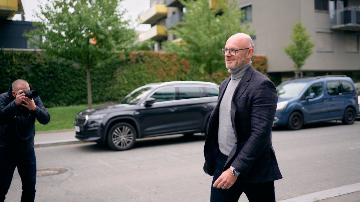 Politici hnutí ANO dorazili do volebního štábu. (4.10.2025)