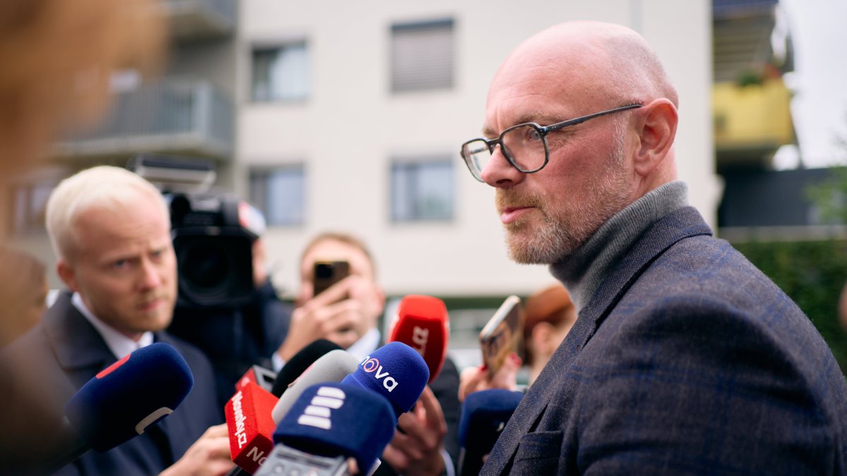 Politici hnutí ANO dorazili do volebního štábu. (4.10.2025)