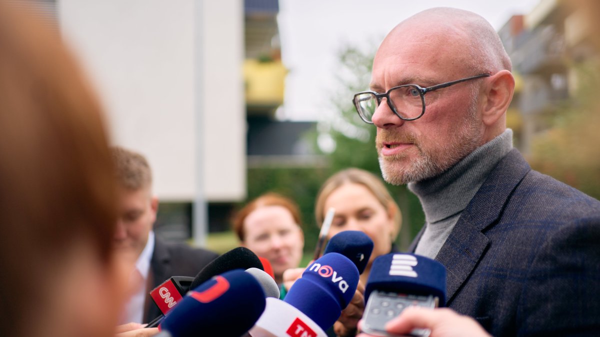 Politici hnutí ANO dorazili do volebního štábu. (4.10.2025)