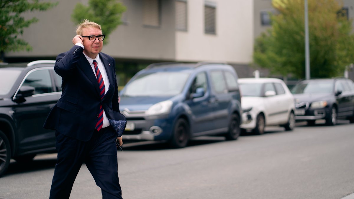 Politici hnutí ANO dorazili do volebního štábu. (4.10.2025)