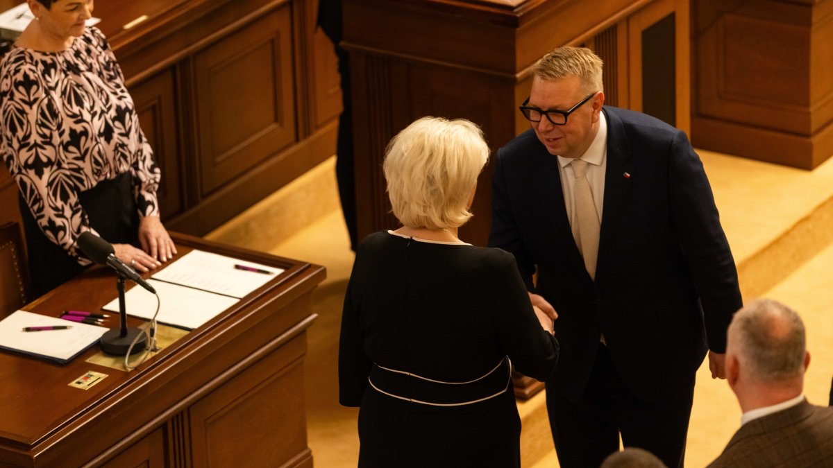 Politici se sešli na ustavující schůzi Poslanecké sněmovny. (3.11.2025)