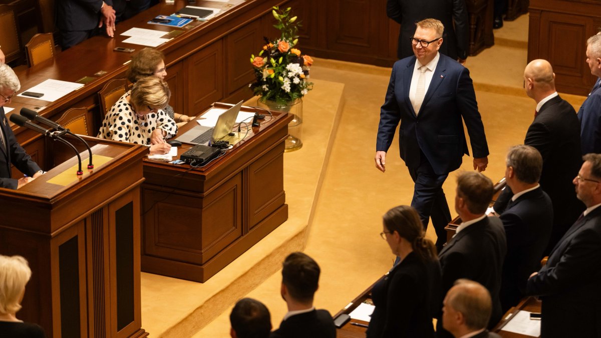 Politici se sešli na ustavující schůzi Poslanecké sněmovny. (3.11.2025)