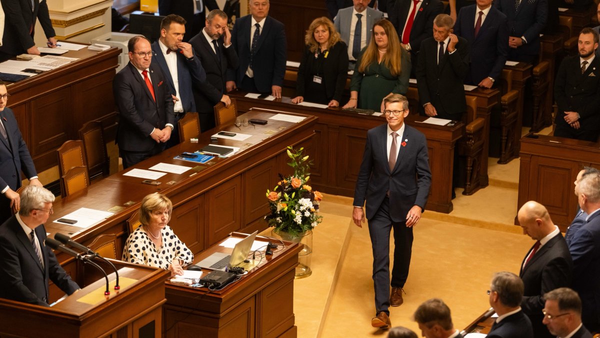 Politici se sešli na ustavující schůzi Poslanecké sněmovny. (3.11.2025)