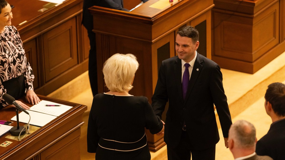 Politici se sešli na ustavující schůzi Poslanecké sněmovny. (3.11.2025)