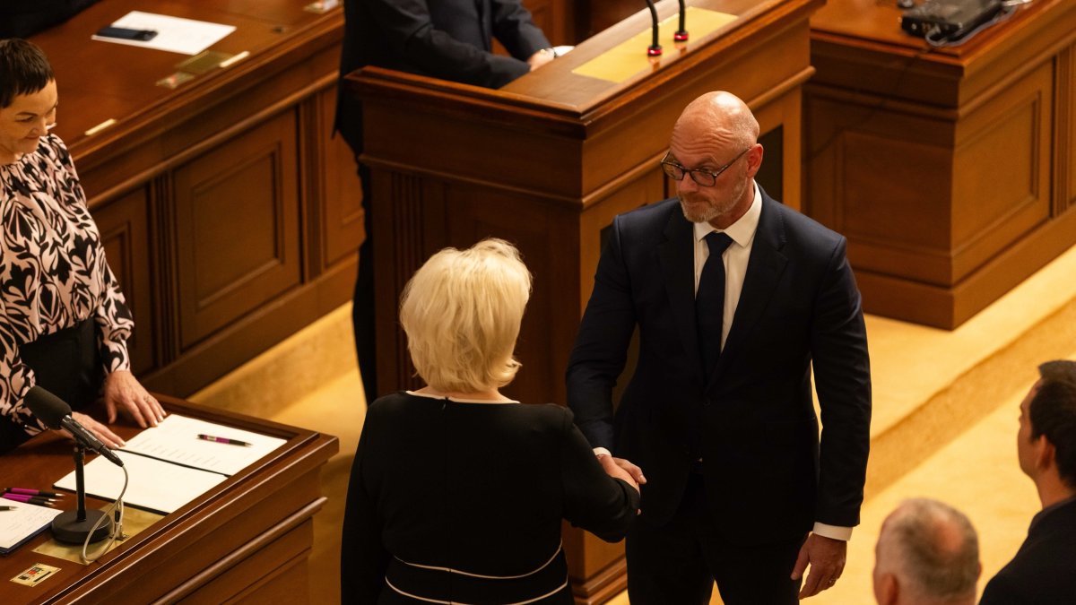 Politici se sešli na ustavující schůzi Poslanecké sněmovny. (3.11.2025)