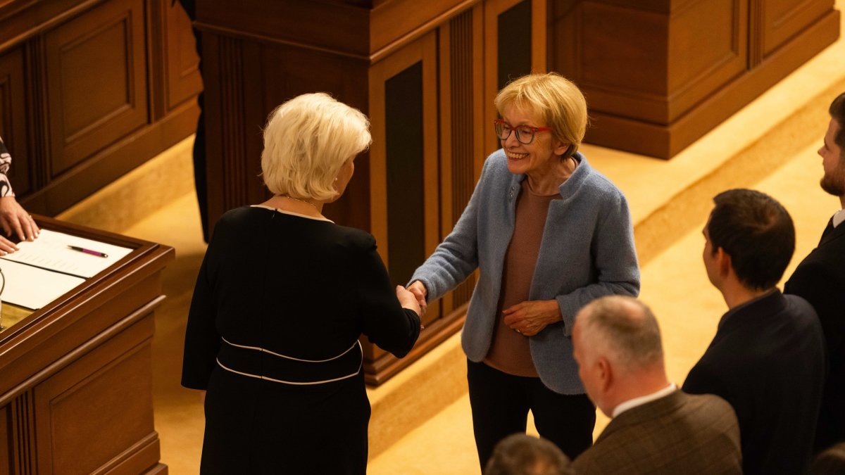 Politici se sešli na ustavující schůzi Poslanecké sněmovny. (3.11.2025)