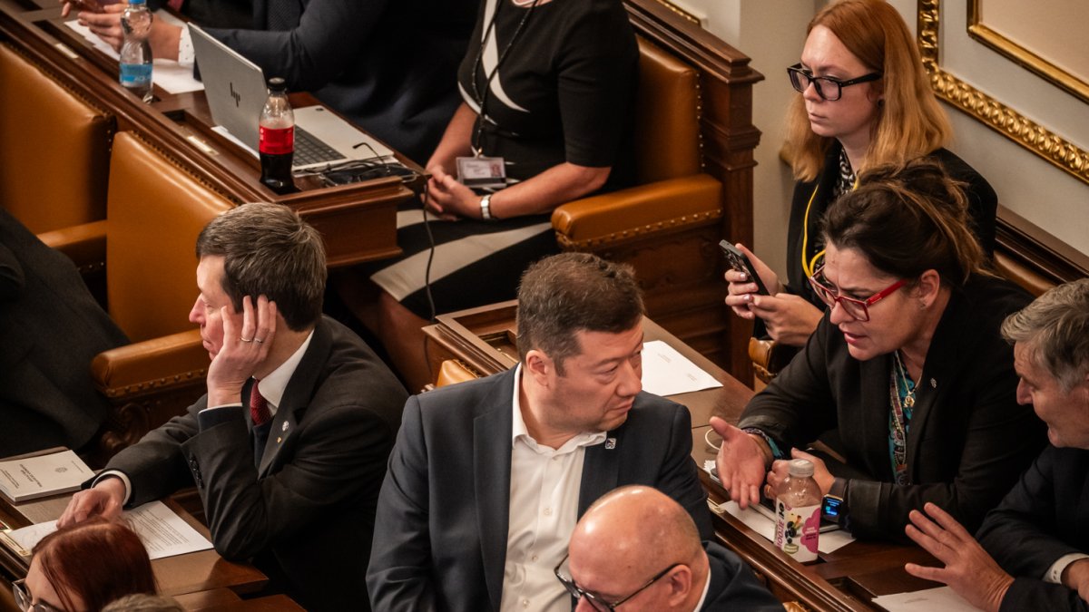 Schůze Poslanecké sněmovny